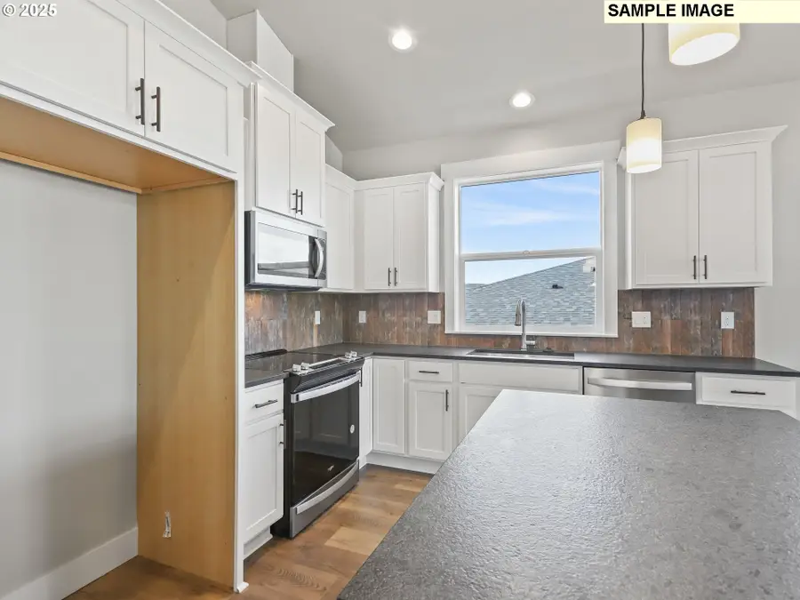 657 NE Saling Dr W #95, Estacada, OR 97023 - Image #3