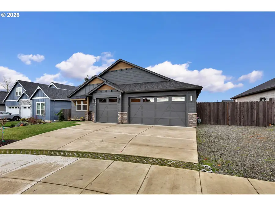 825 S Goose Loop, Ridgefield, WA 98642 - #2