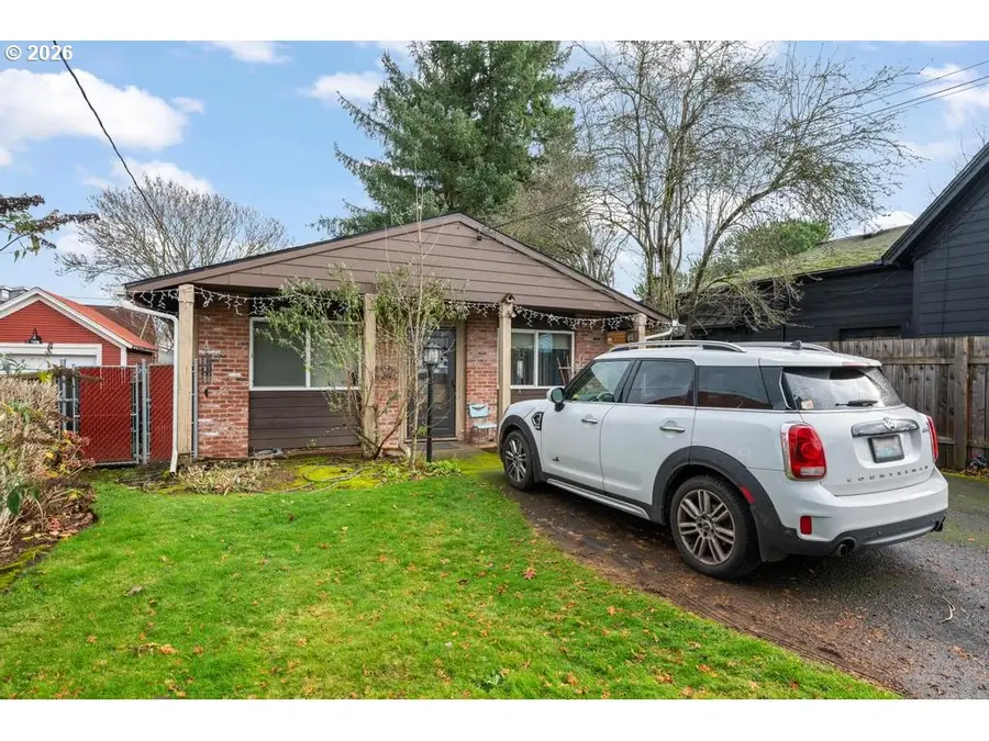 132 NE 78th Ave Ne, Portland, OR 97213 - Image #2