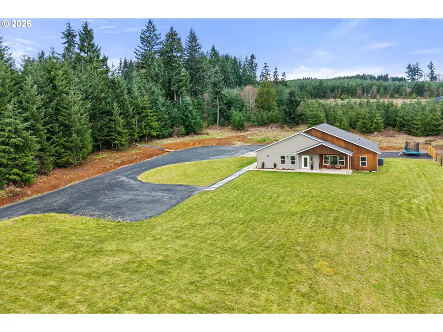 527 Tennessee Rd, Winlock, WA 98596 - #2