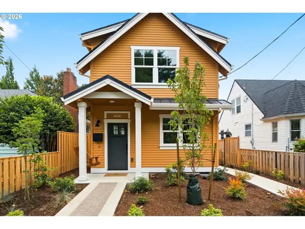 3395 SE 43rd Ave #A, Portland, OR 97202