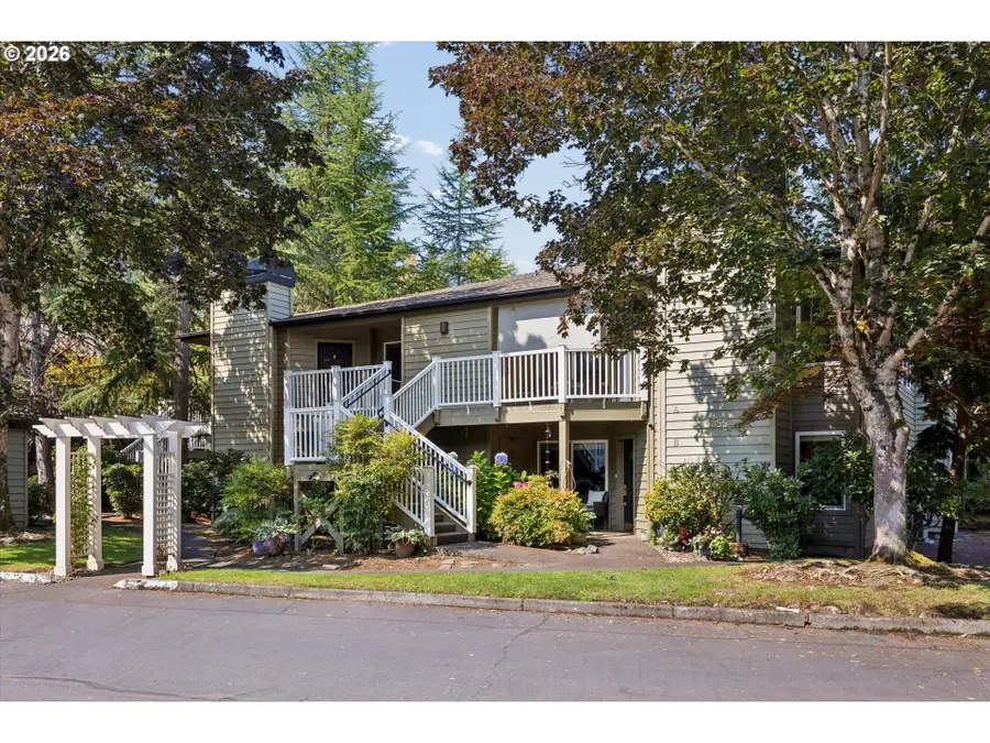 5055 Foothills Dr #G, Lake Oswego, OR 97034 - #3