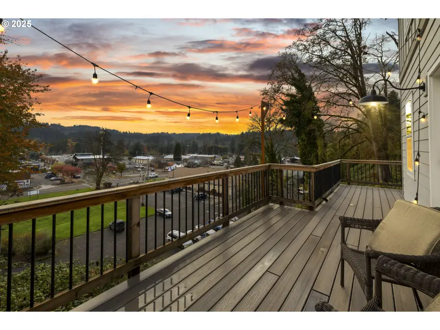 130 W 1st Ave, Estacada, OR 97023 - Image #2