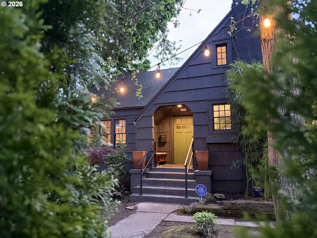 1332 NE Fremont St, Portland, OR 97212 - #1