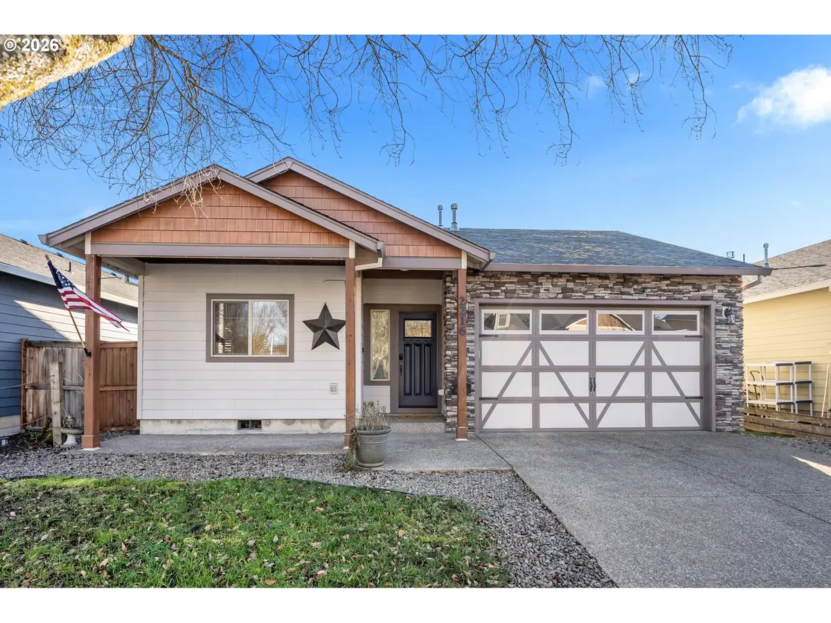 2216 E Kennedy Dr, Newberg, OR 97132 - Image #1