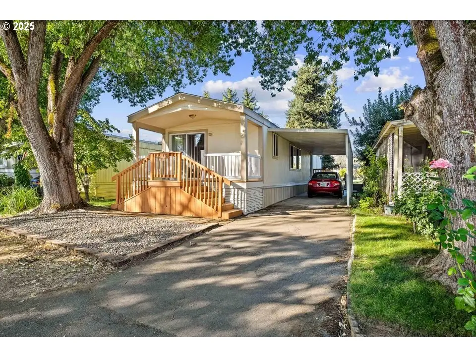 3700 Bellinger Ln, Medford, OR 97501 - Image #1