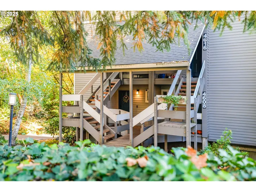 4610 Lower Dr, Lake Oswego, OR 97035 - #2