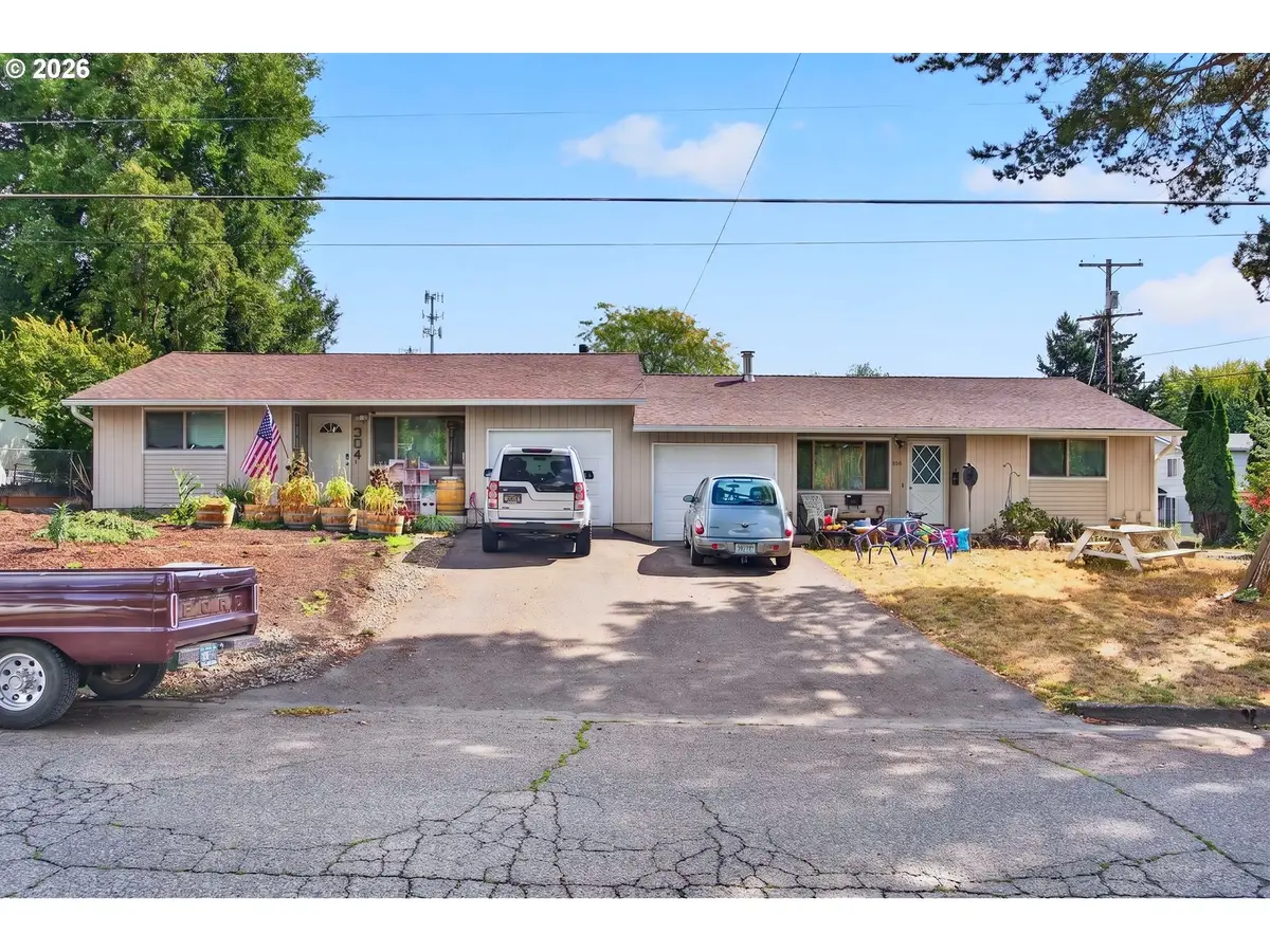 300 N Morton St, Newberg, OR 97132 - #1