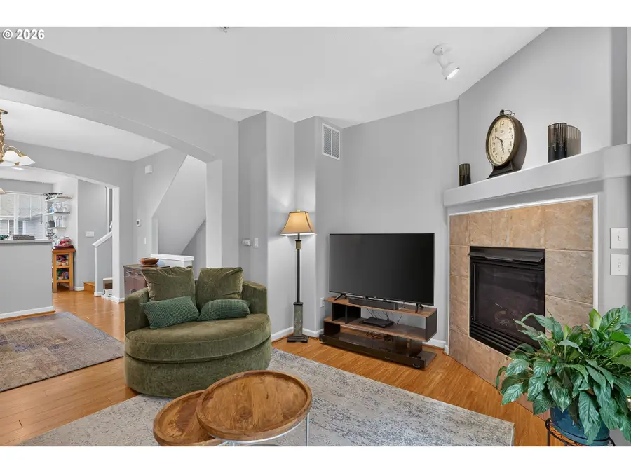 10735 SW Canterbury Ln #102, Tigard, OR 97224 - #2