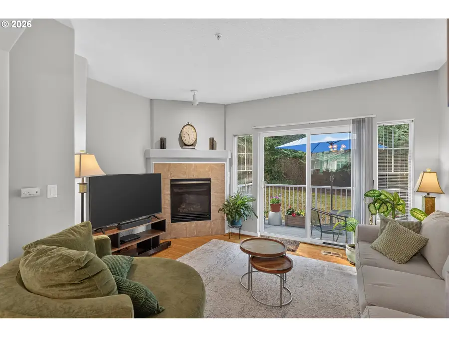 10735 SW Canterbury Ln #102, Tigard, OR 97224 - #3
