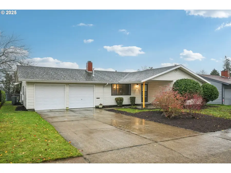 3915 N Kiska St, Portland, OR 97217 - Image #2