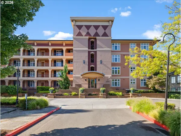 2015 SE Columbia River Dr #450, Vancouver, WA 98661
