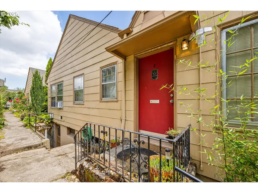 2475 NW Raleigh St, Portland, OR 97210 - #2