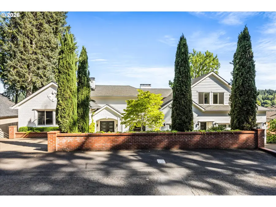 2470 Summit Ct, Lake Oswego, OR 97034 - #3