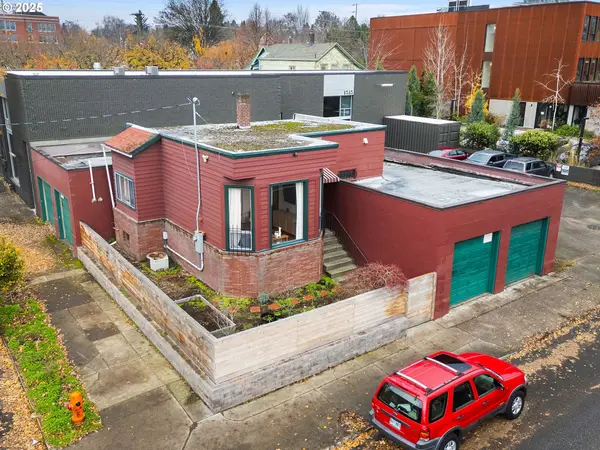1305 SE Belmont St, Portland, OR 97214