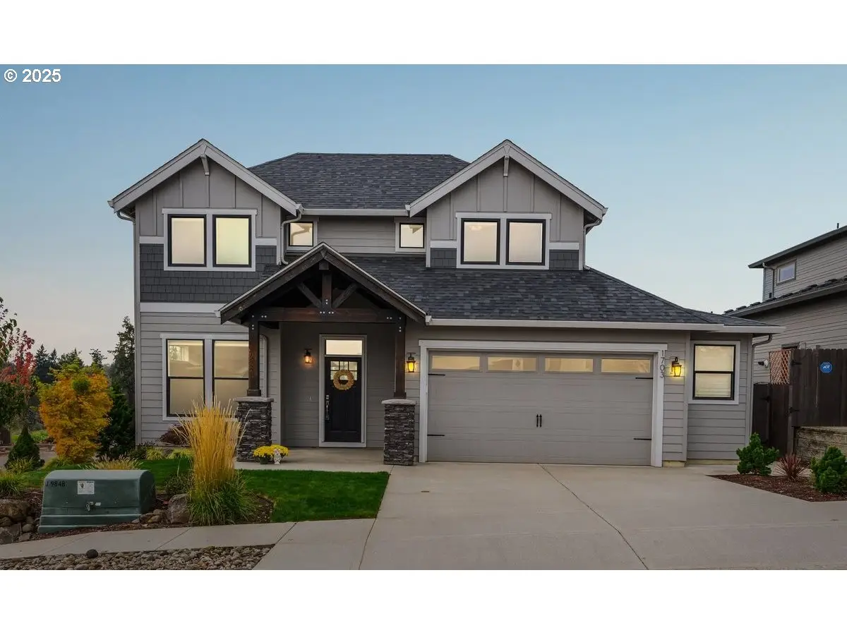 1703 S Farm View Loop, Ridgefield, WA 98642 - Image #1