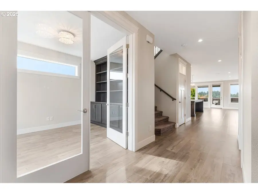 1703 S Farm View Loop, Ridgefield, WA 98642 - Image #2