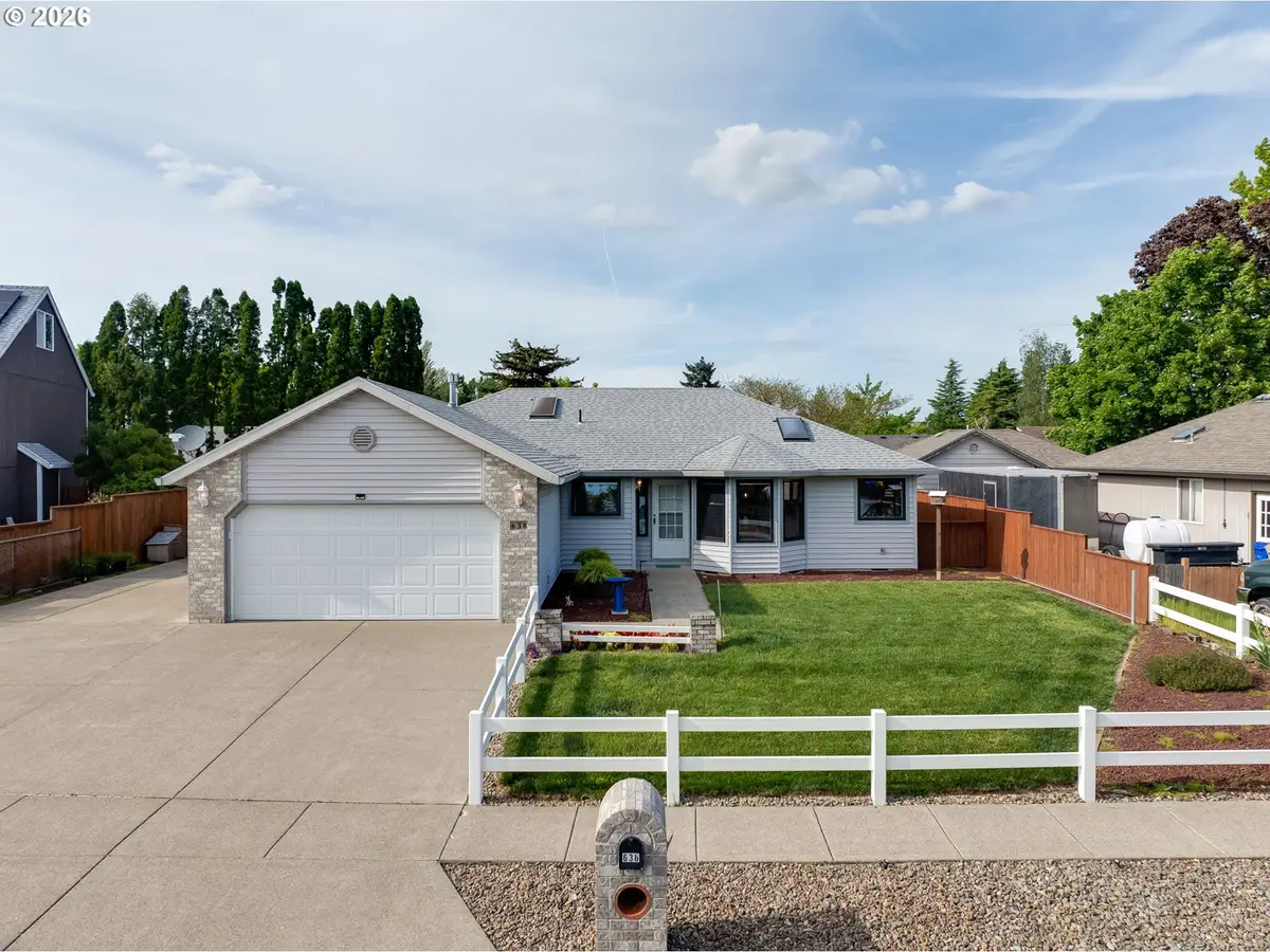 638 S 25th Ct, Cornelius, OR 97113 - #1