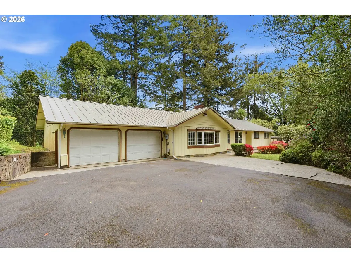 95122 Myrtlewood Ln, Eastside, OR 97420 - #1