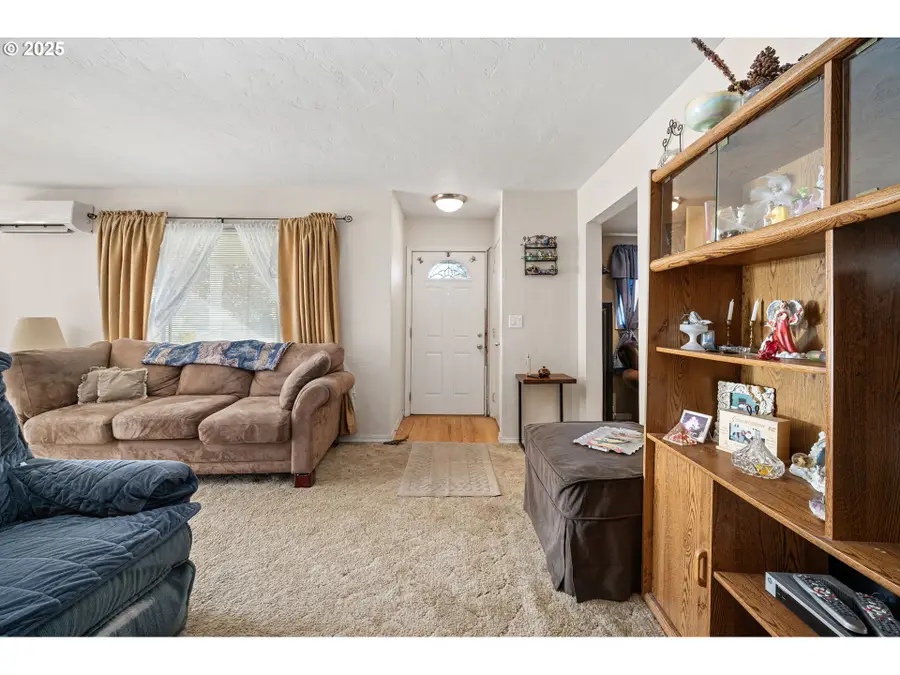 1729 Market St, Springfield, OR 97477 - Image #3