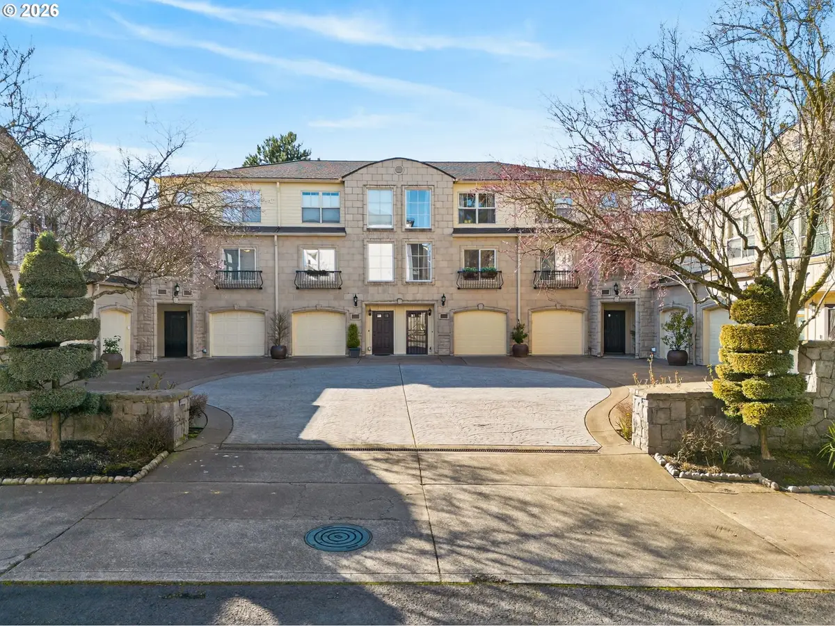 18720 SW Boones Ferry Rd, Tualatin, OR 97062 - #1