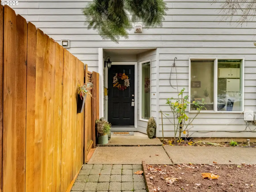 453 NW Lincoln St, Hillsboro, OR 97124 - Image #3