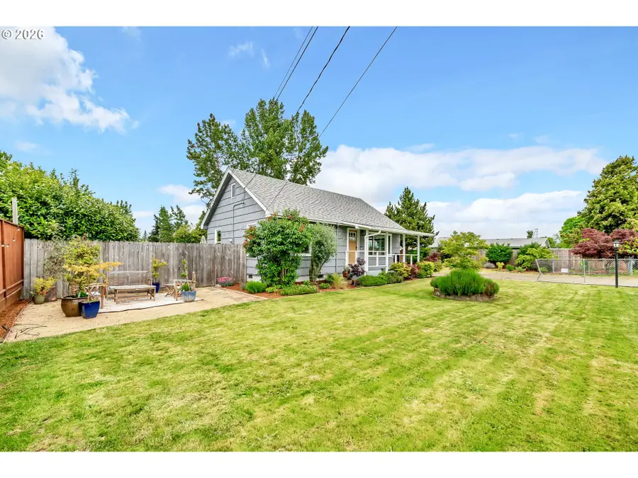 3811 Souza St, Eugene, OR 97402 - #3