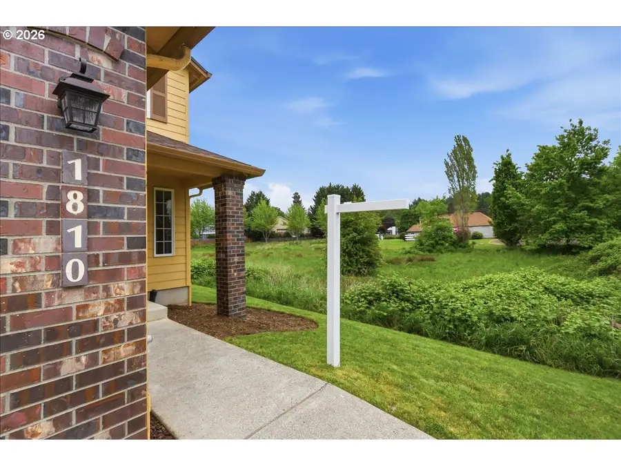 1810 NE 154th St, Vancouver, WA 98686 - #2