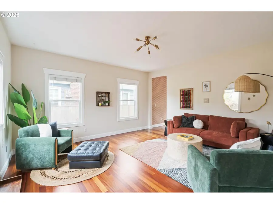 4946 NE 35th Pl, Portland, OR 97211 - #3