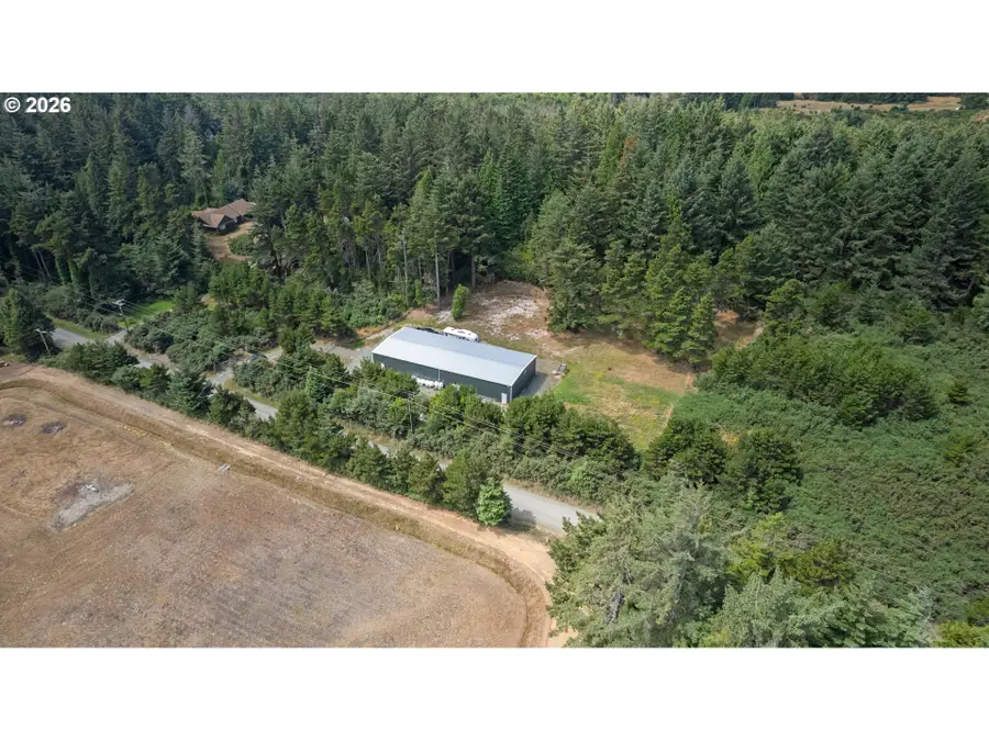 54404 Chandler Rd, Bandon, OR 97411 - #2