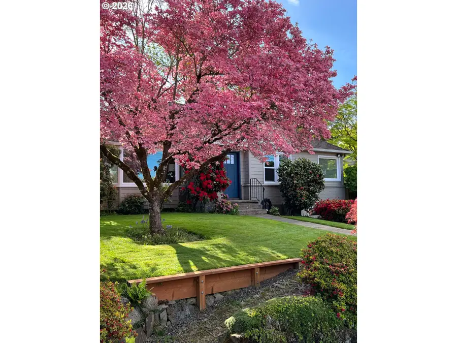 8108 SW 9th Ave, Portland, OR 97219 - #3