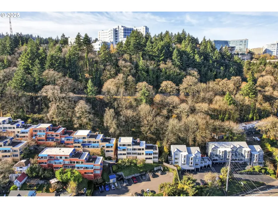 3515 SW Barbur Blvd #R-2, Portland, OR 97239 - Image #3