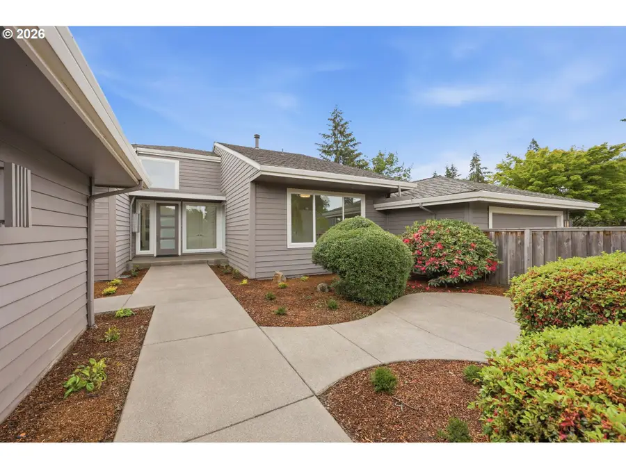 8055 SW Winchester Way, Wilsonville, OR 97070 - #2