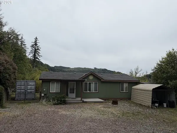 17021 Ferry Creek Heights Rd, Brookings, OR 97415