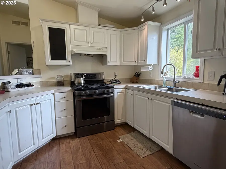 17021 Ferry Creek Heights Rd, Brookings, OR 97415 - #3