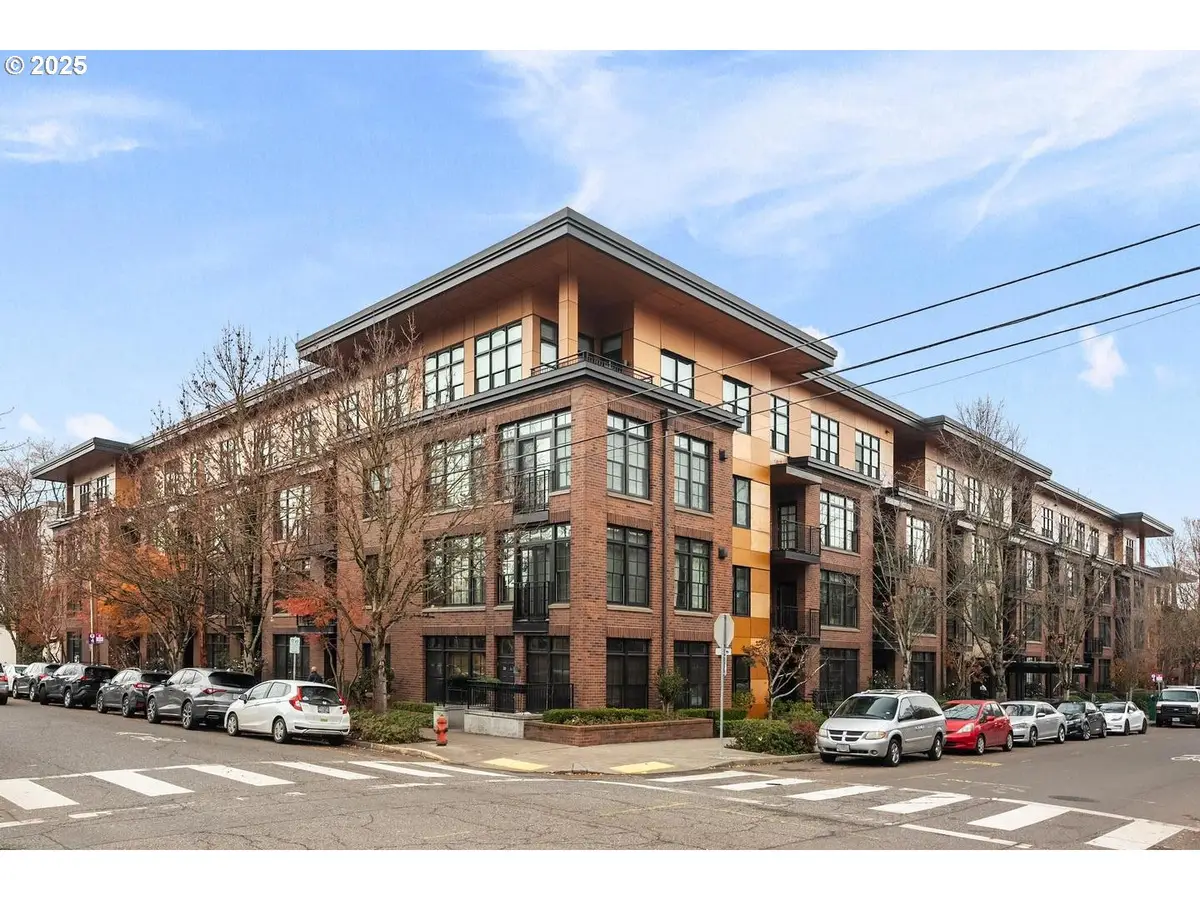 2335 NW Raleigh St #305, Portland, OR 97210 - Image #1
