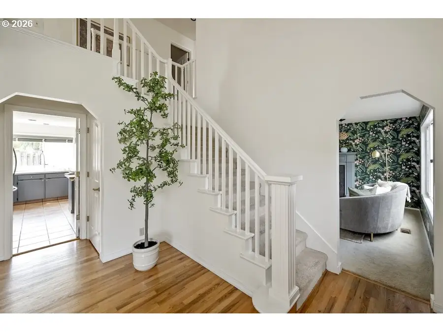 592 NE Goldie Dr, Hillsboro, OR 97124 - #3