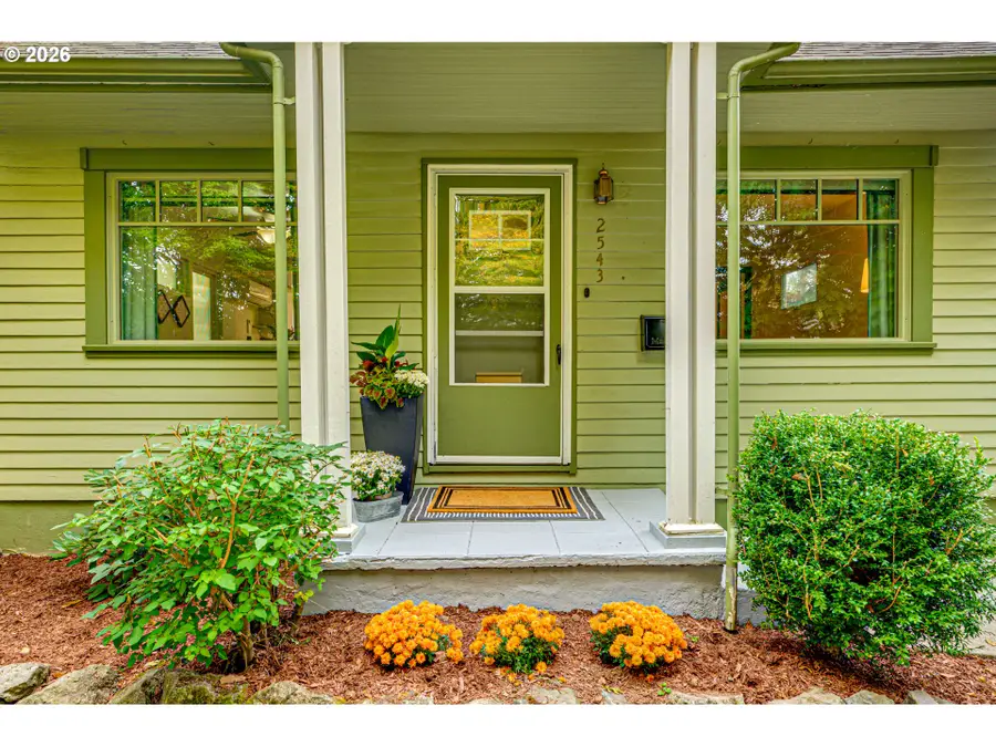 2543 NE 12th Ave, Portland, OR 97212 - #2