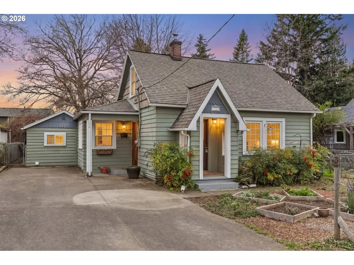 765 NW Angeline Ave, Gresham, OR 97030 - #1