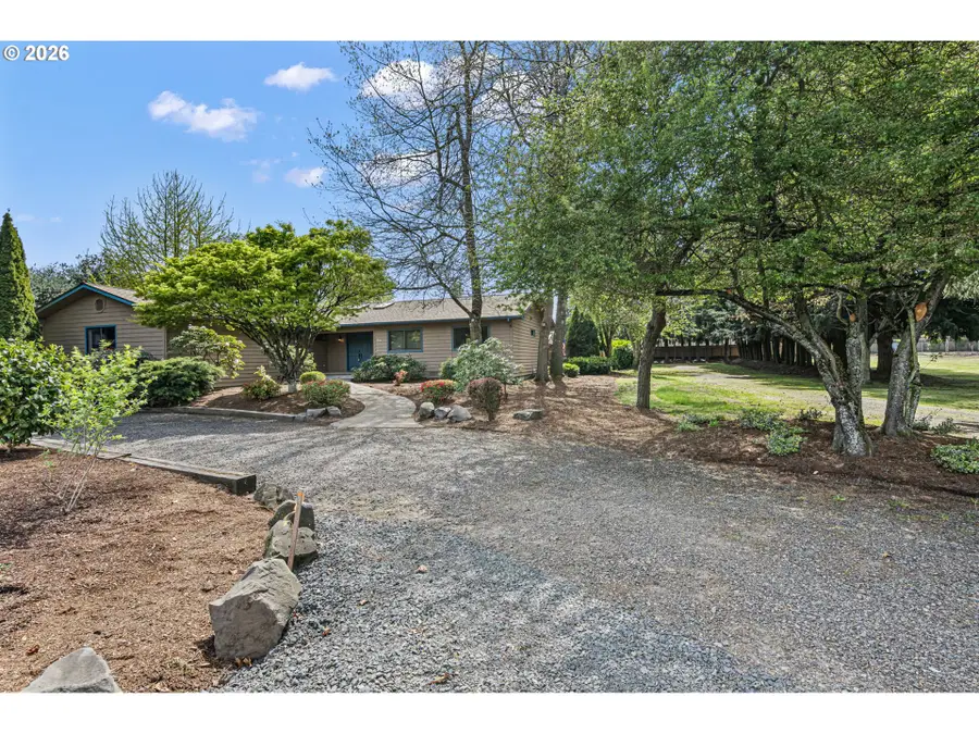 84 Green Ln, Eugene, OR 97404 - #3