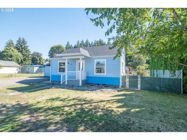 11348 Grove St Se, Stayton, OR 97383