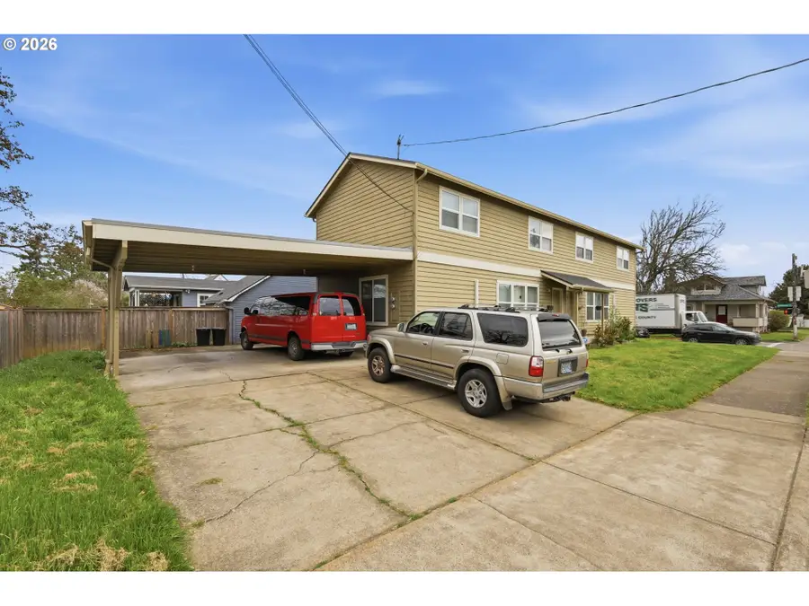623 W 18th Ave, Eugene, OR 97402 - #2