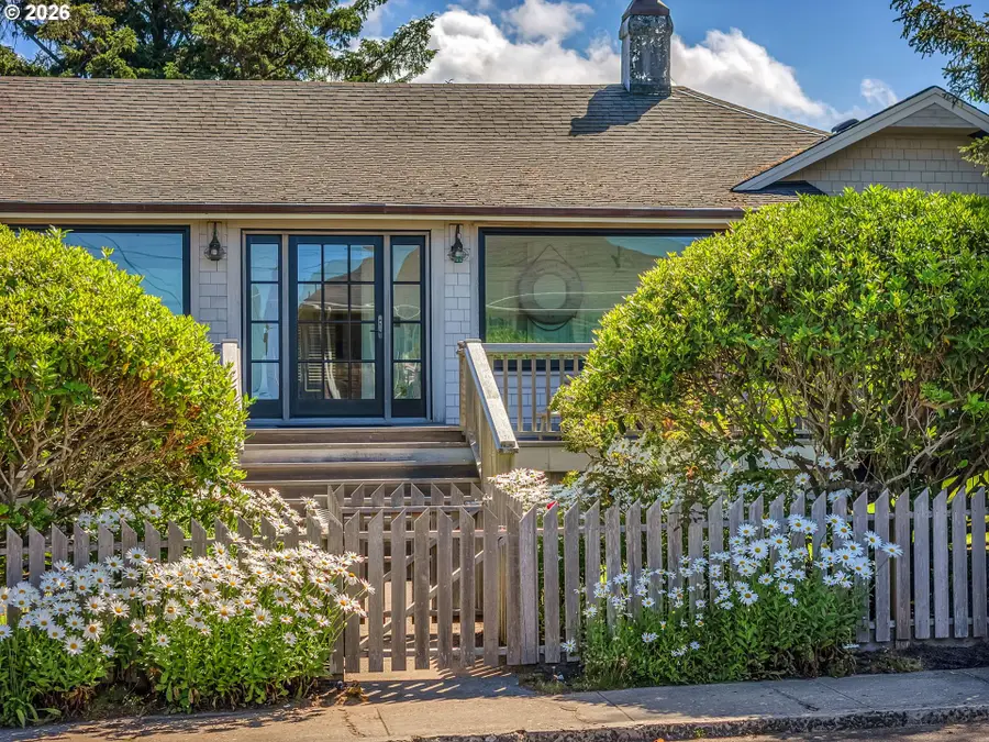 461 S Ocean Ave, Gearhart, OR 97138 - #2