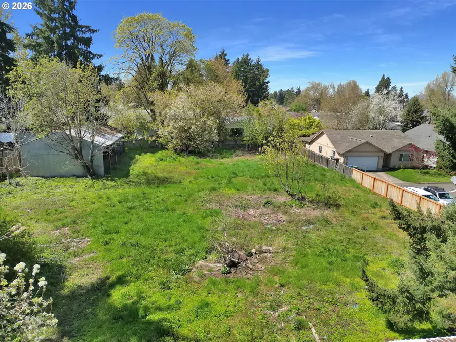 980 Echo Hollow Rd, Eugene, OR 97402 - Image #2