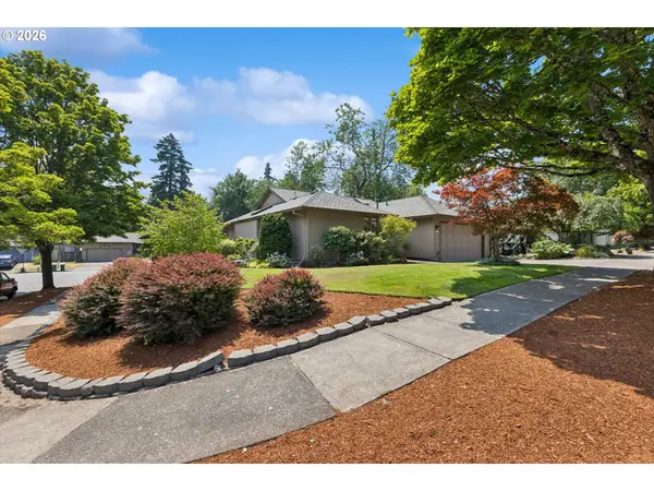 12840 SW Barberry Dr, Beaverton, OR 97008