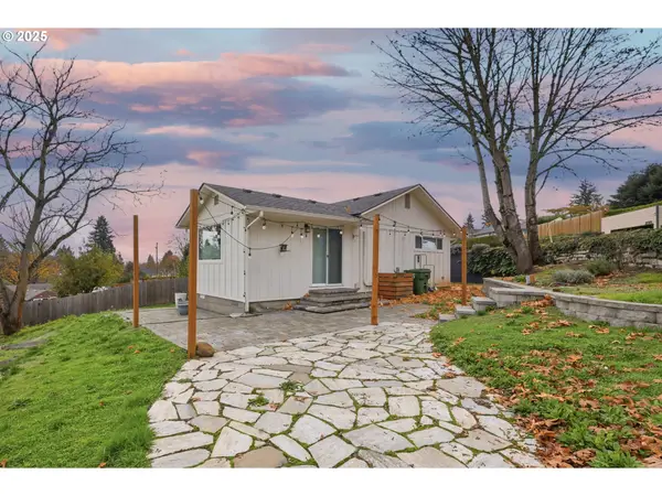 2917 E 14th Ct, Vancouver, WA 98661