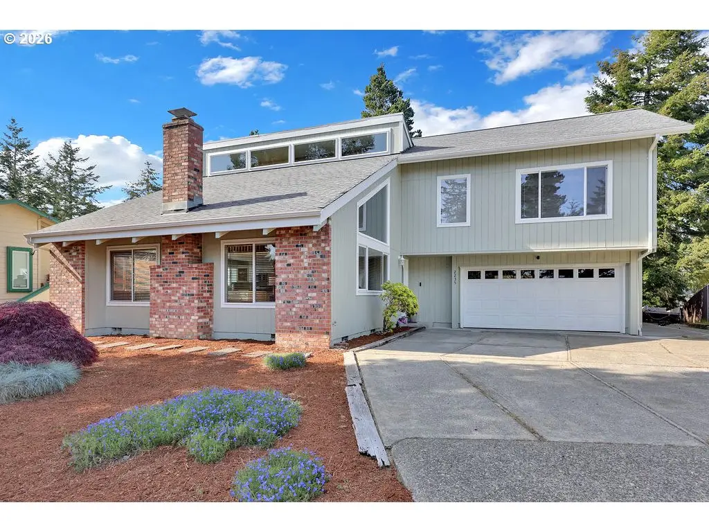 2235 10th St, Florence, OR 97439 - #1
