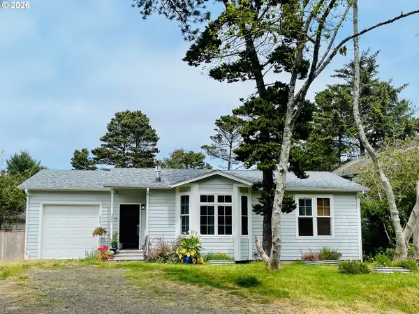 335 SW South Point St, DepoeBay, OR 97341