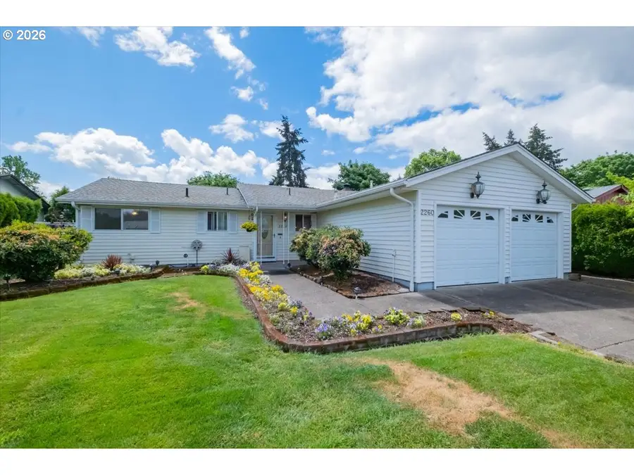 2260 SE 22nd Pl, Albany, OR 97322 - #2