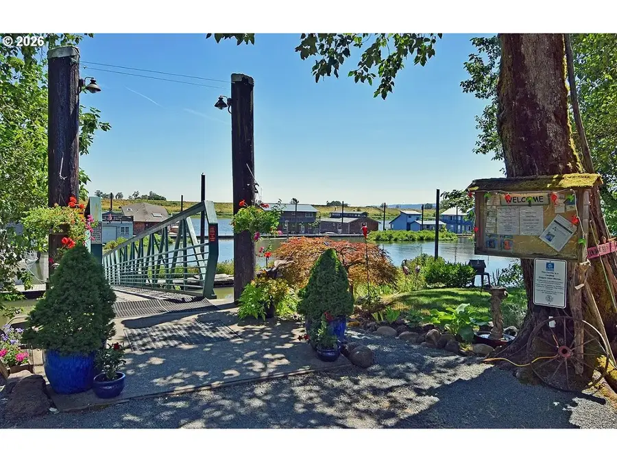 27448 NW Saint Helens Rd #350, Scappoose, OR 97056 - #2